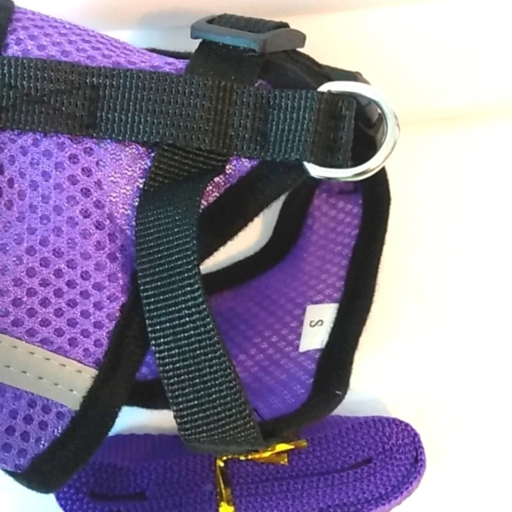 SMALL PET HARNESS VEST WITH LEASH PURPLE AND BLACK SIZE SMALL NWT